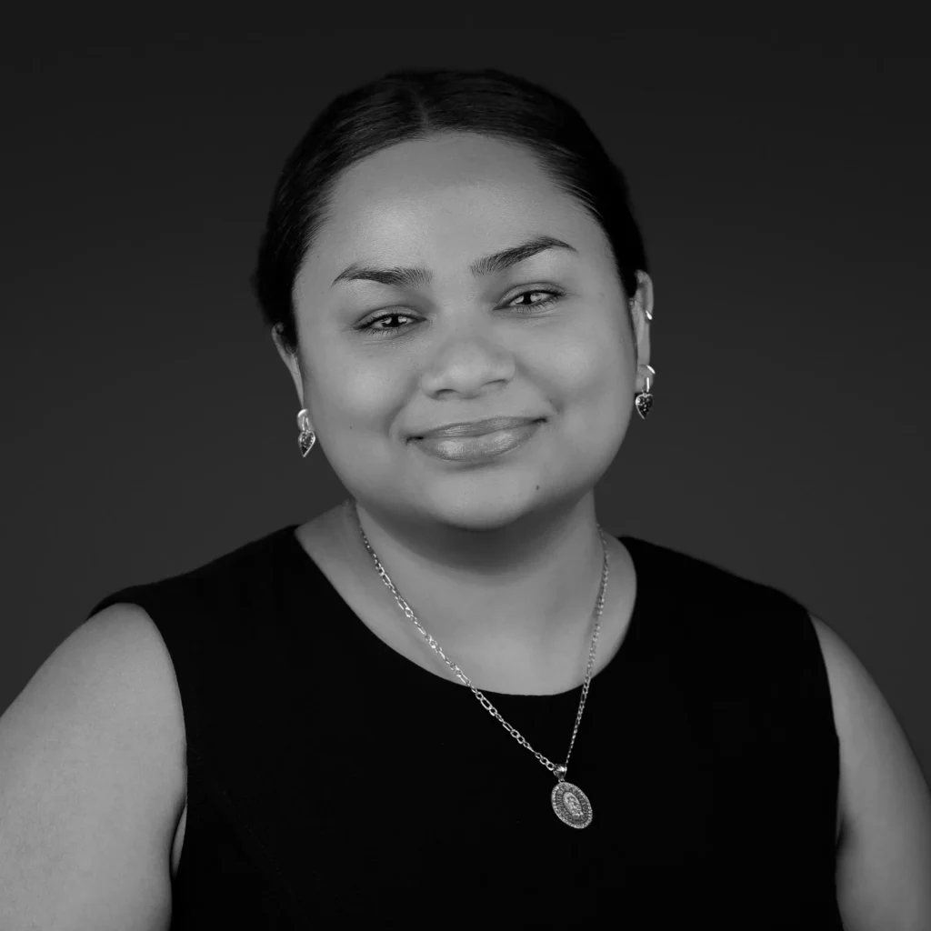 Perla Salazar - CLL Society